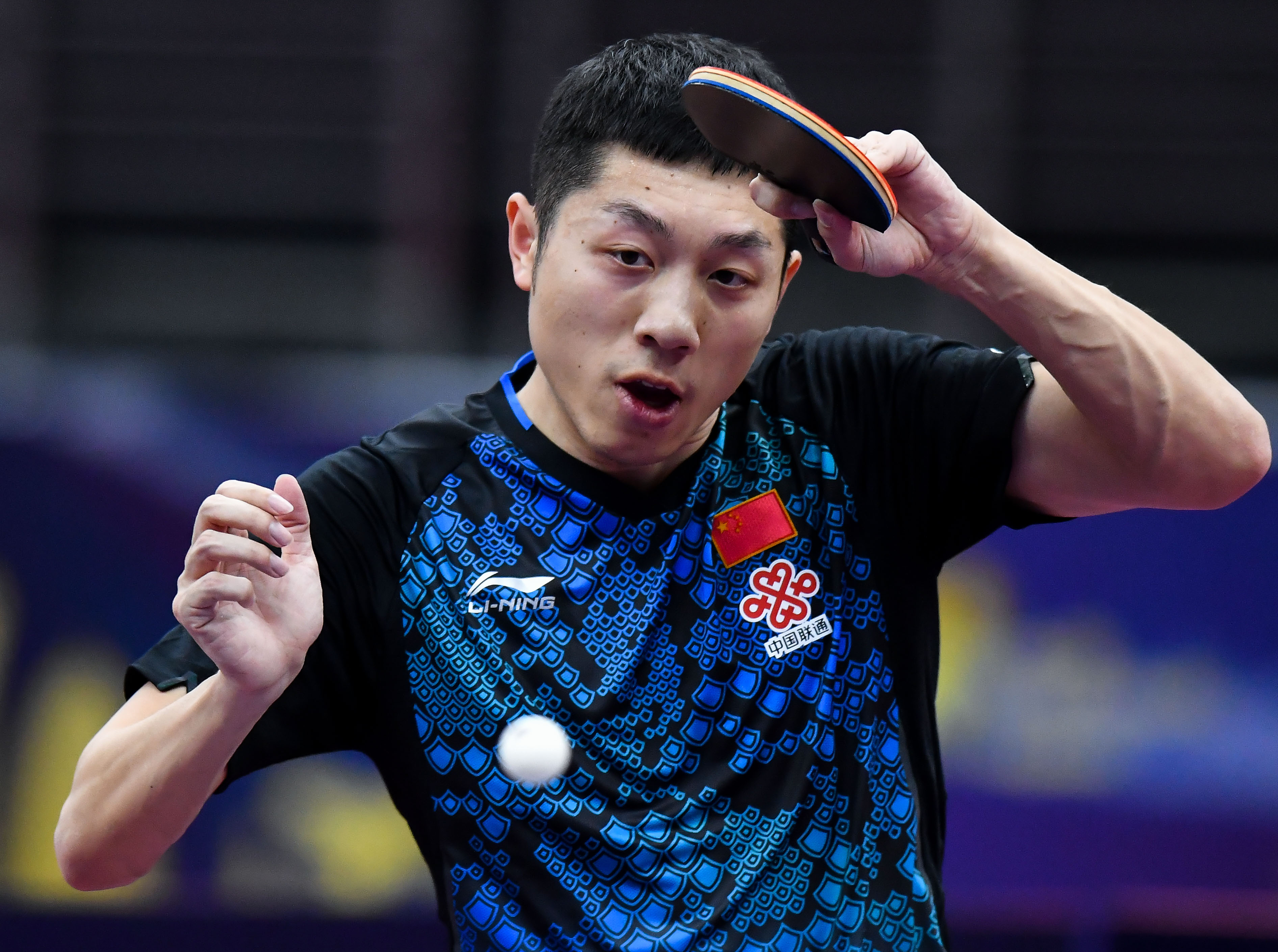 法国乒乓球队碾压比利时乒乓球队，许昕绝境逆转